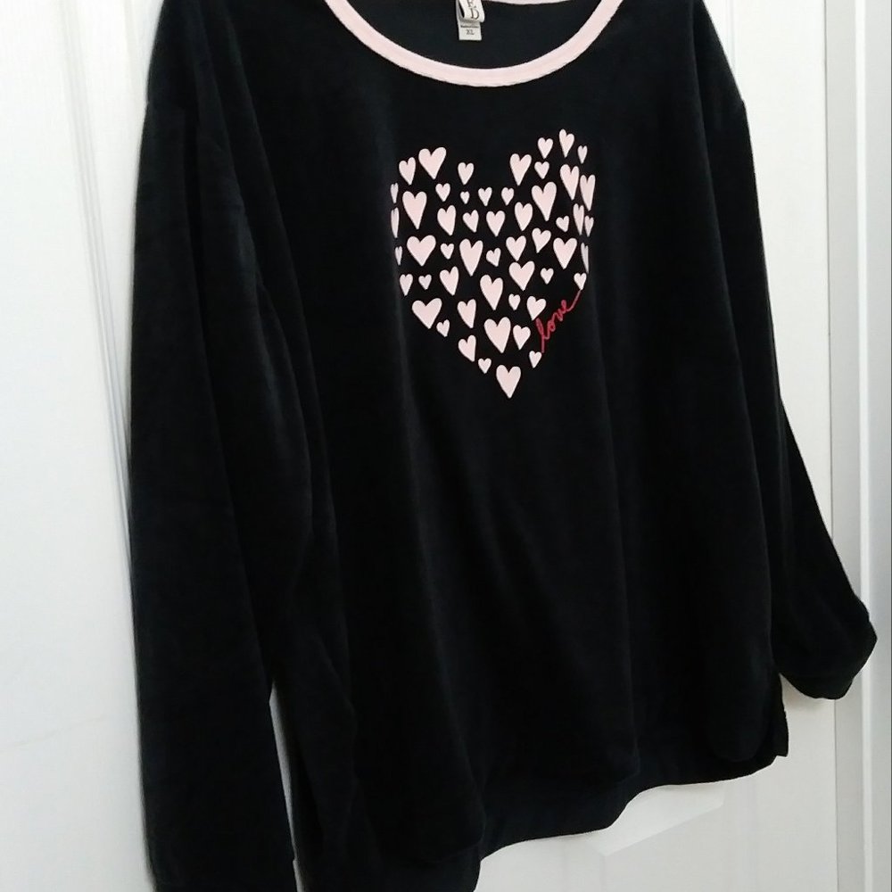 ED Love Comfortable Pink Heart Printed Velvet Black Pullover XL - Picture 9 of 14